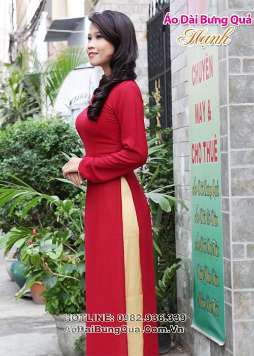Áo dài đỏ đô chiffon trơn cổ truyền thống viền vàng tay dài
